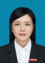 穿着西装笔挺的男子描述已自动生成